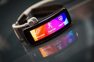 Samsung Finally Introduces the Health Band Monitor